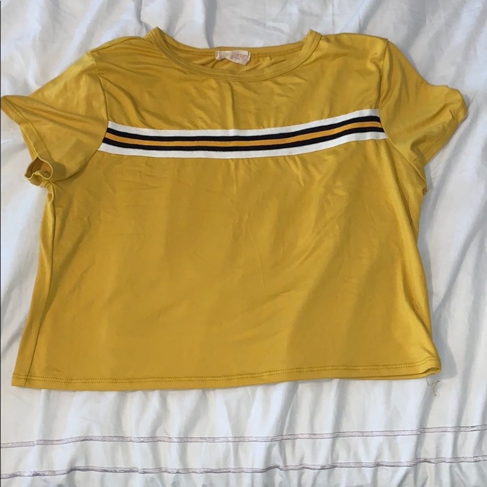 yellow semi-cropped tshirt
